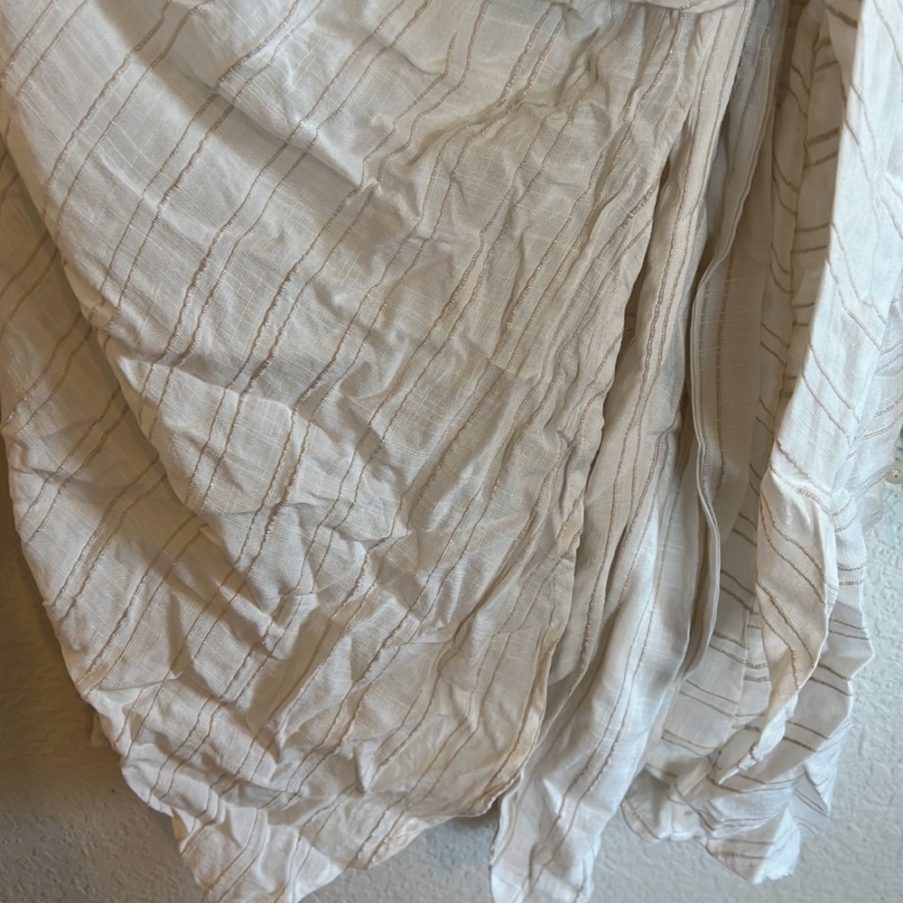 L*space Daydream Tunic in Cream - Picture 7 of 11